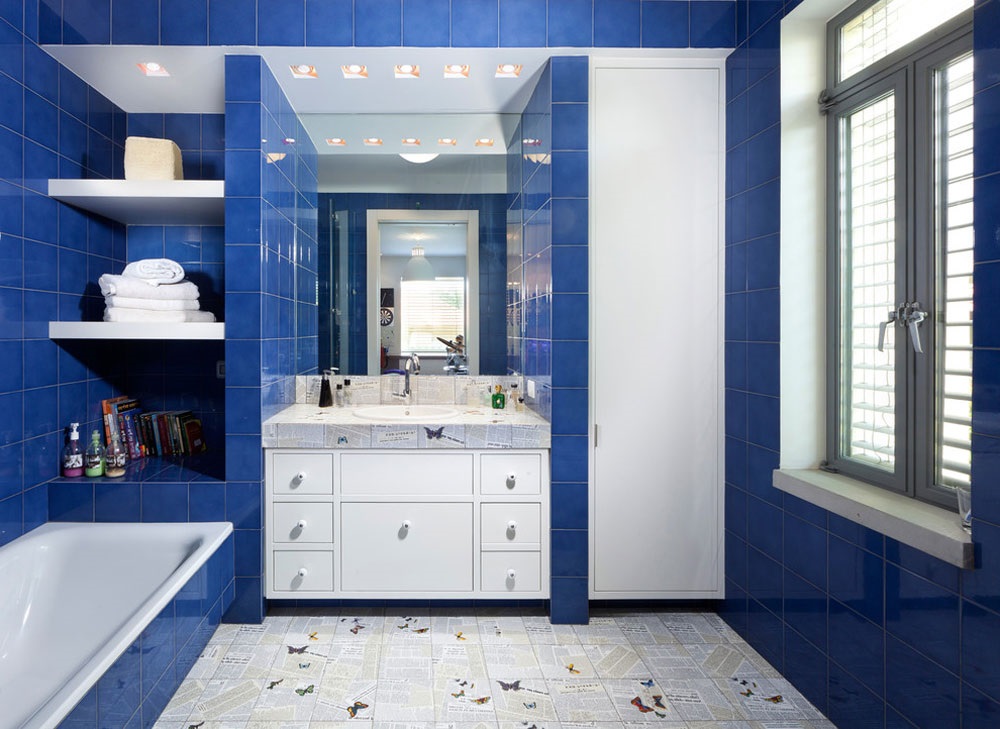 ванная комната в сине-белых тонах фото