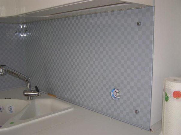 пластикові панелі для кухні